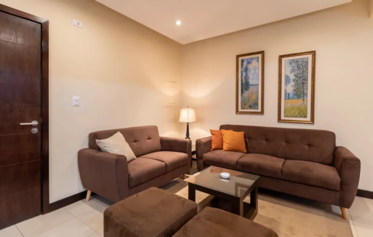 ALQUILER APARTAMENTO AMUEBLADO ZONA 14
