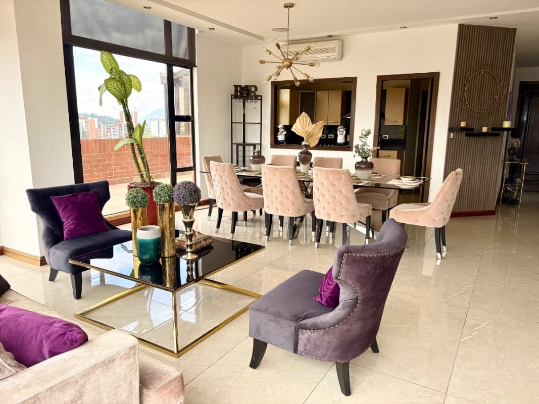 ALQUILO AMPLIO Y HERMOSO PENTHOUSE AMUEBLADO EN VH 1, zona 15