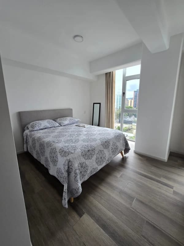 Apartamento amueblado en Narama Zona 13
