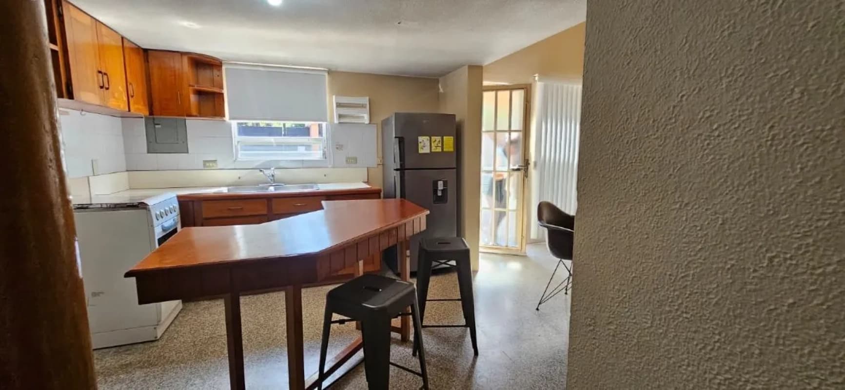 APARTAMENTO TIPO LOFT EN RENTA EN ZONA 15