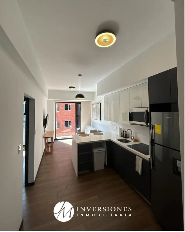 Apartamento en renta en zona 10 Amueblado