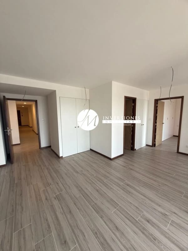 Apartamento en Venta en zona 10