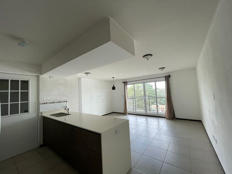 VENTA  DE APARTAMENTO EN ZONA 11 PARQUE 11 DE 3 DORMITORIOS