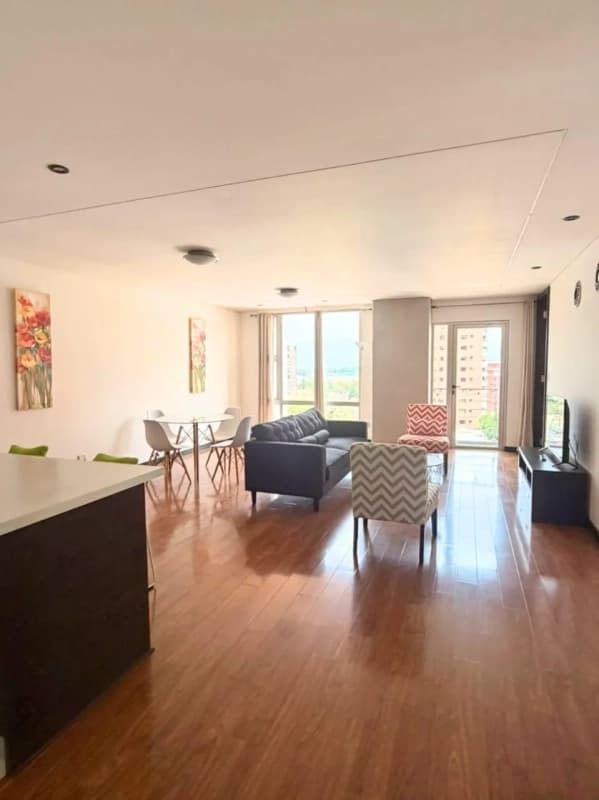 Apartamento en alquiler, Edificio Torre 14, Zona 14