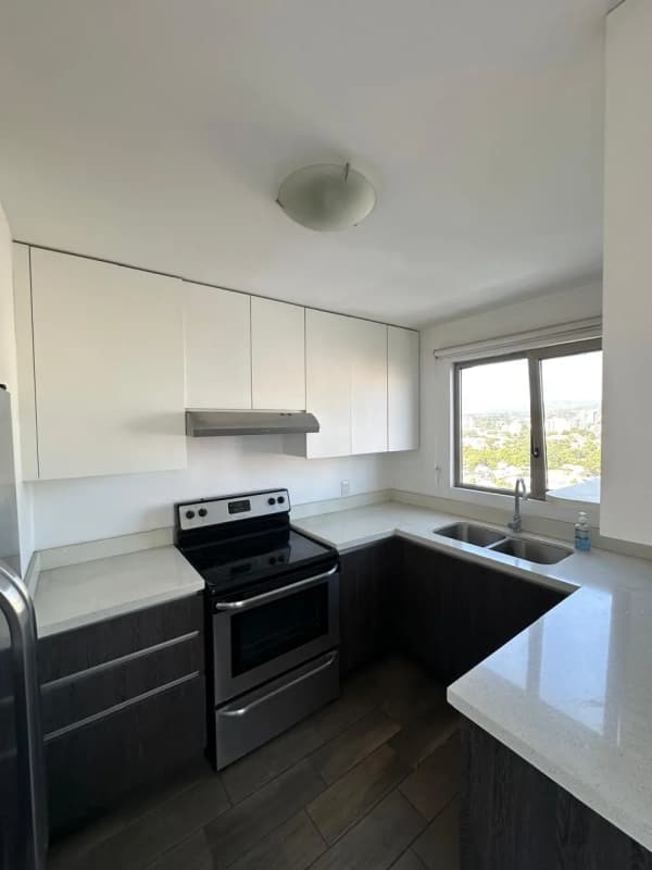 Lujoso Apartamento En Renta - En Verona, Zona 10