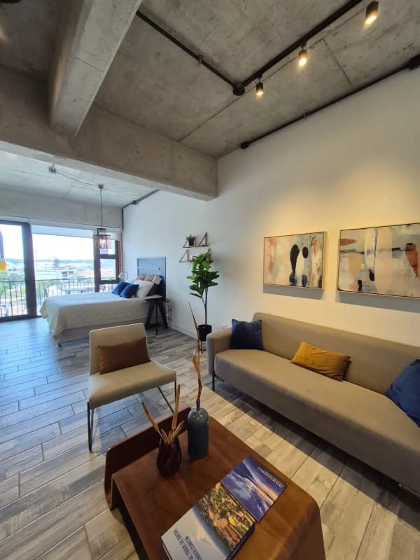 APARTAMENTO AMUEBLADO Y EQUIPADO  EN EL CORAZON DE ZONA 4