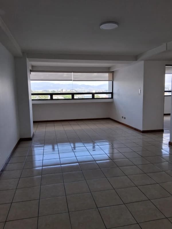 Apartamento en Renta Zona 9