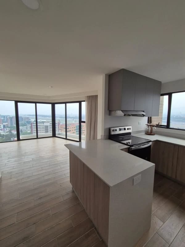 Renta Apartamento Parque 14 3hab y 1 servicio
