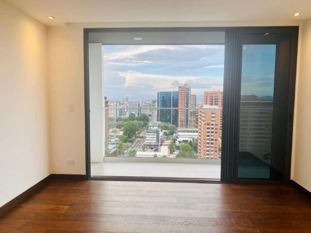 Alquilo apartamento en Vasanta zona 10