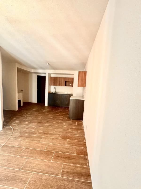 Zona 6 • Apartamento en Renta • Cumbres del Pedregal