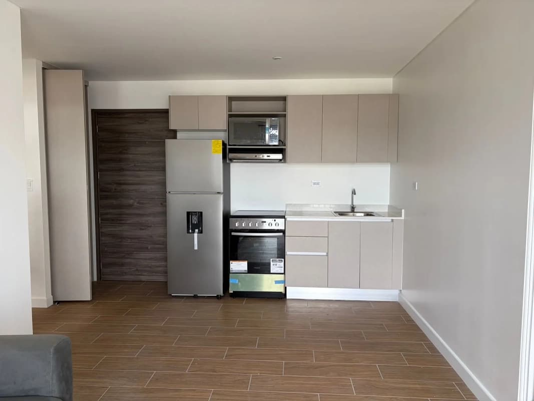 ZONA 11, ALQUILO APARTAMENTO NUEVO EN SANTINA