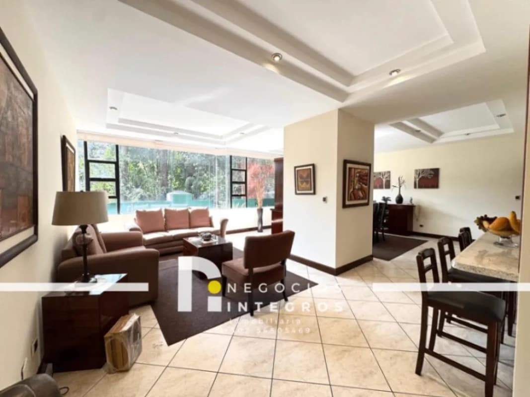 ALQUILO APARTAMENTO EN PRIMER NIVEL ZONA 10 OAKLAND