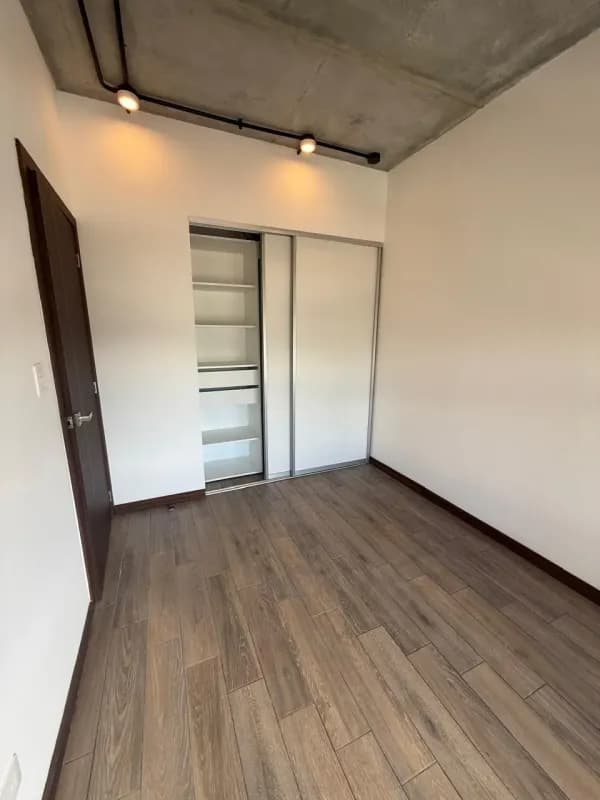APARTAMENTO EN ALQUILER  EN  ZONA 4 EDIFICIO INARA