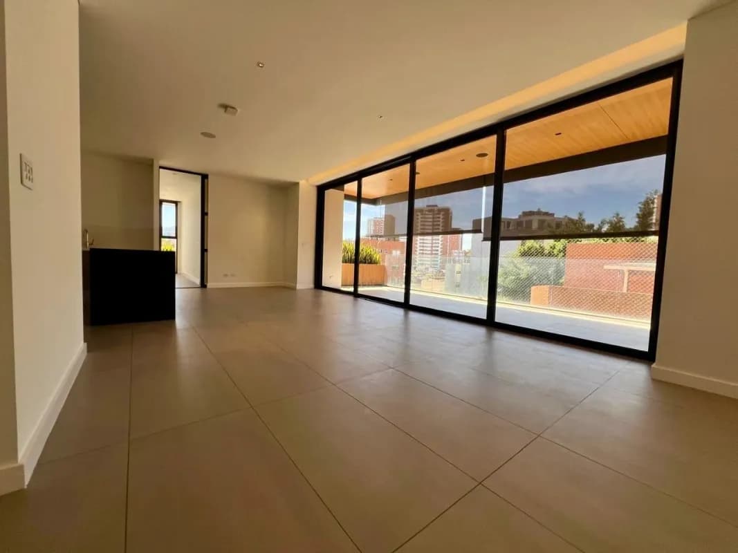 Alquilo apartamento en Maranta Oakland zona 10