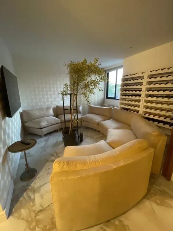 Apartamento amueblado en Renta Edificio Aoki Zona 14