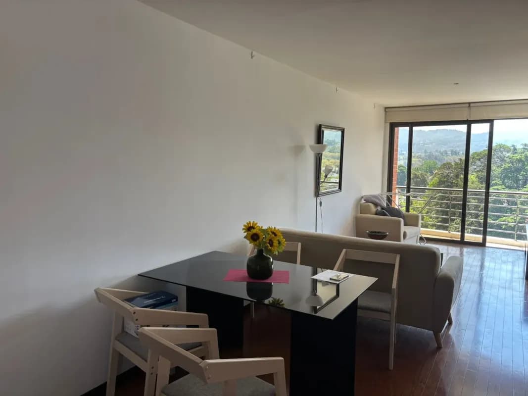 APARTAMENTO AMUEBLADO  ZONA 14 DE 2 HAB AGT2963