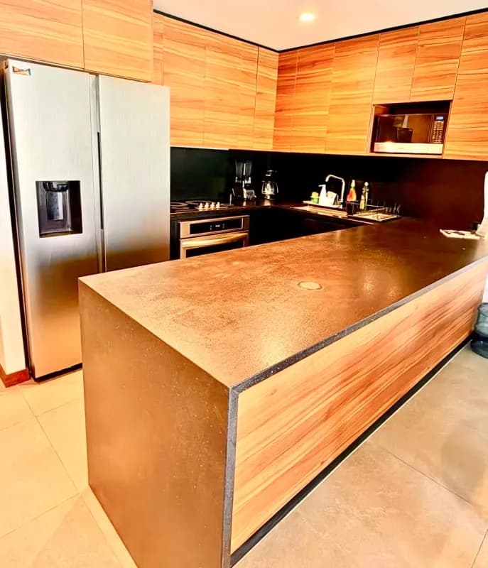 Zona 14 • Apartamento Amueblado en Renta • Reserva 5ta Avenida