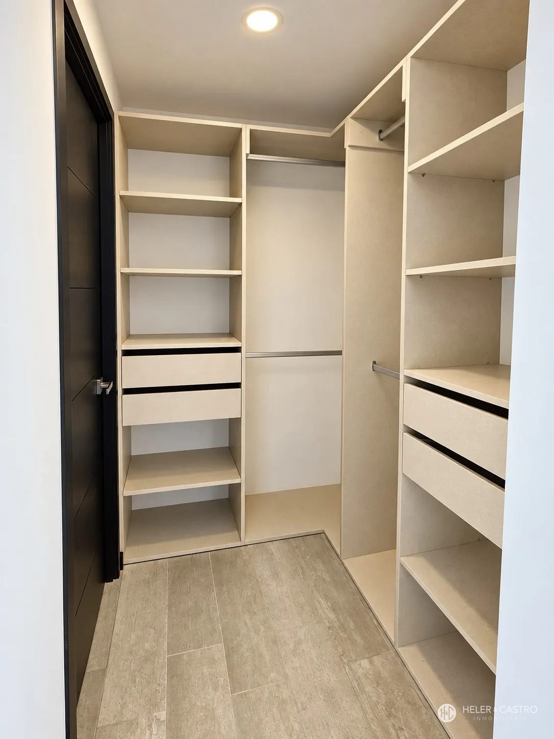 Moderno Apartamento — Apartamento en Alquiler en Verdú, Zona 13, Guatemala, Ciudad — foto 6 de 17