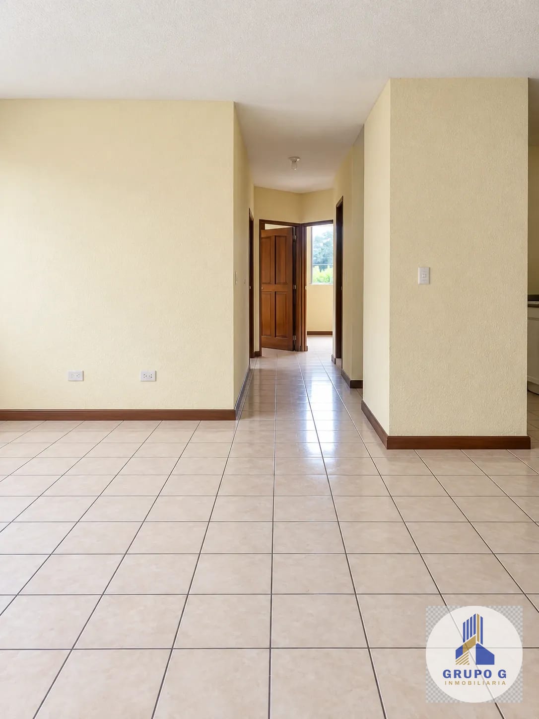 Apartamento en renta en Boulevard Acatán, Zona 16 — Apartamento en Alquiler en Zona 16, Guatemala, Ciudad — foto 4 de 10