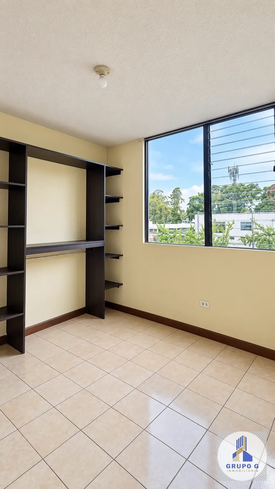 Apartamento en renta en Boulevard Acatán, Zona 16 — Apartamento en Alquiler en Zona 16, Guatemala, Ciudad — foto 8 de 10