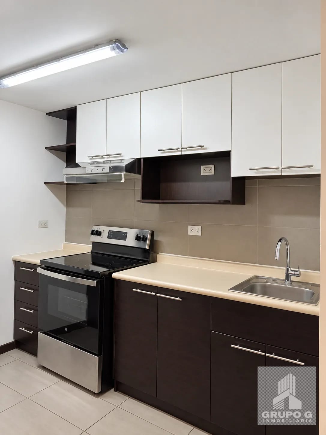 Apartamento en Venta CAES KM 14.5 — Apartamento en Venta en Carretera a El Salvador, Guatemala, Ciudad — foto 4 de 7