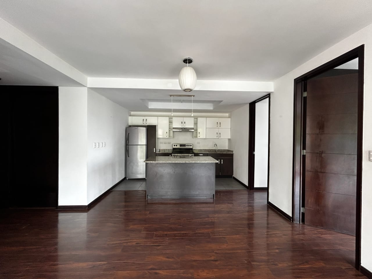 Apartamento en Venta en Edificio Caledonia Zona 16 Ciudad de Guatemala — Apartamento en Venta en Caledonia, Zona 16, Guatemala, Ciudad — foto 5 de 10