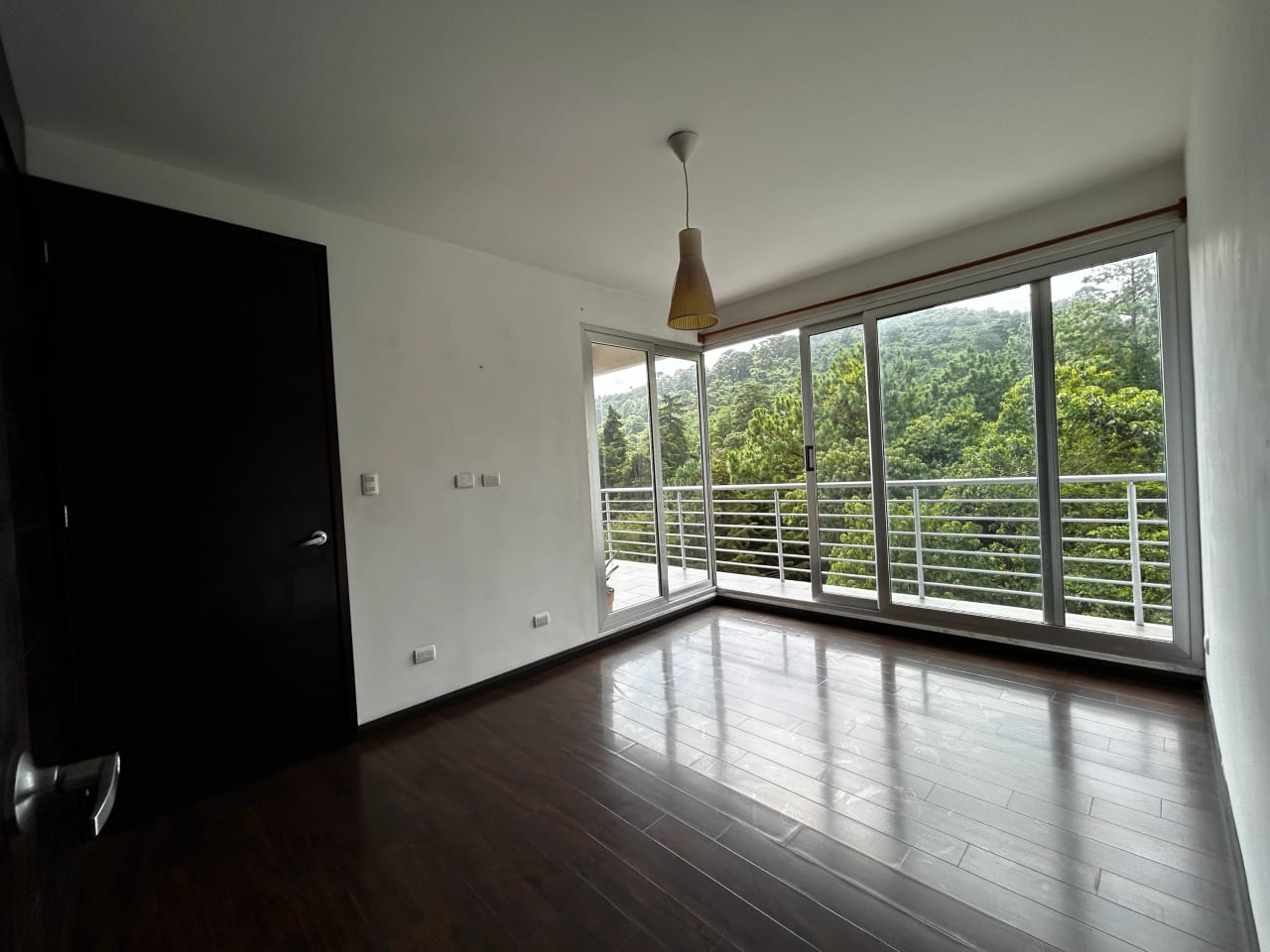 Apartamento en Venta en Edificio Caledonia Zona 16 Ciudad de Guatemala — Apartamento en Venta en Caledonia, Zona 16, Guatemala, Ciudad — foto 7 de 10