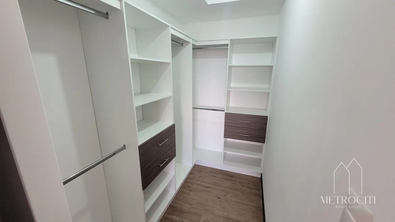 Se renta apartamento moderno en zona 10 — Apartamento en Alquiler en Zona 10, Guatemala, Ciudad — foto 6 de 9