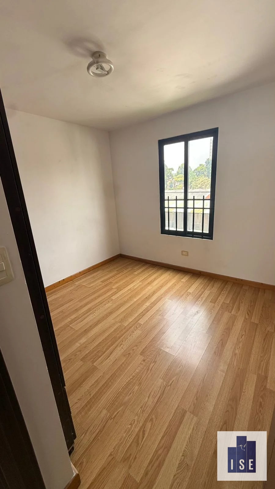 Apartamento — Apartamento en Alquiler en Ele de La Floresta, Zona 7, Guatemala, Ciudad — foto 9 de 12