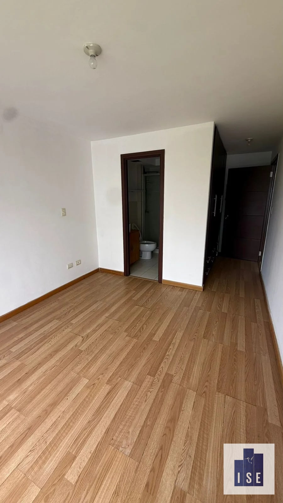Apartamento — Apartamento en Alquiler en Ele de La Floresta, Zona 7, Guatemala, Ciudad — foto 6 de 12