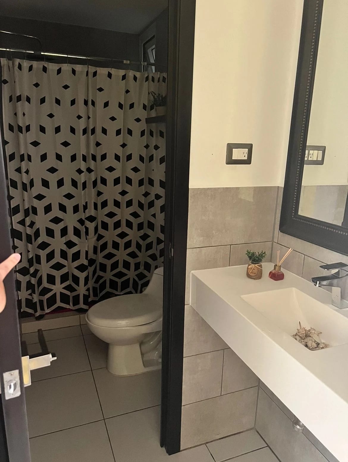 Vendo Apartamento en Condominio Vistas de la Floresta Zona 4 de Mixco — Apartamento en Venta en Zona 4 Mixco, Guatemala, Ciudad — foto 6 de 9