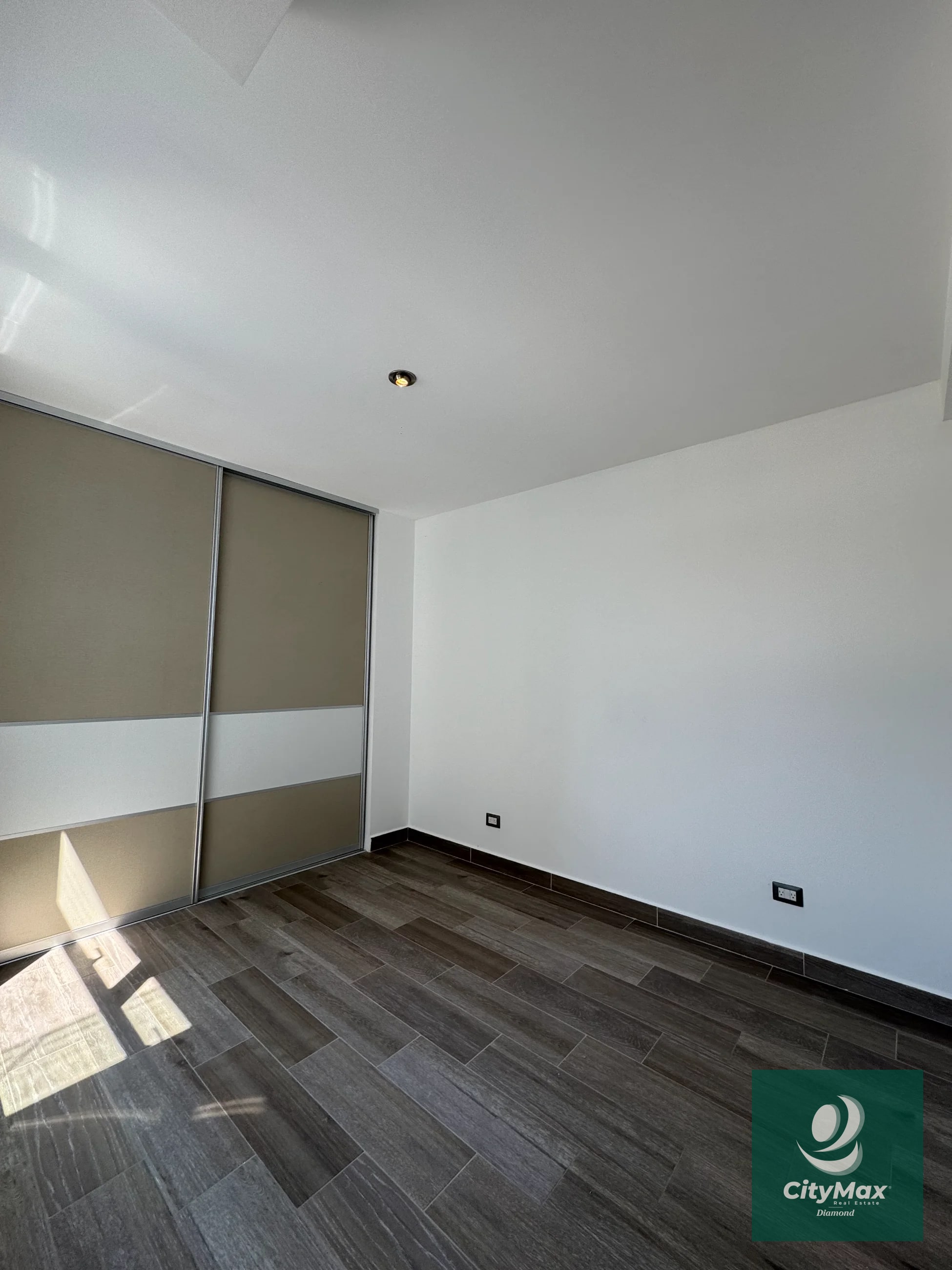 Apartamento en renta zona 15 Vista Hermosa 3 - 9