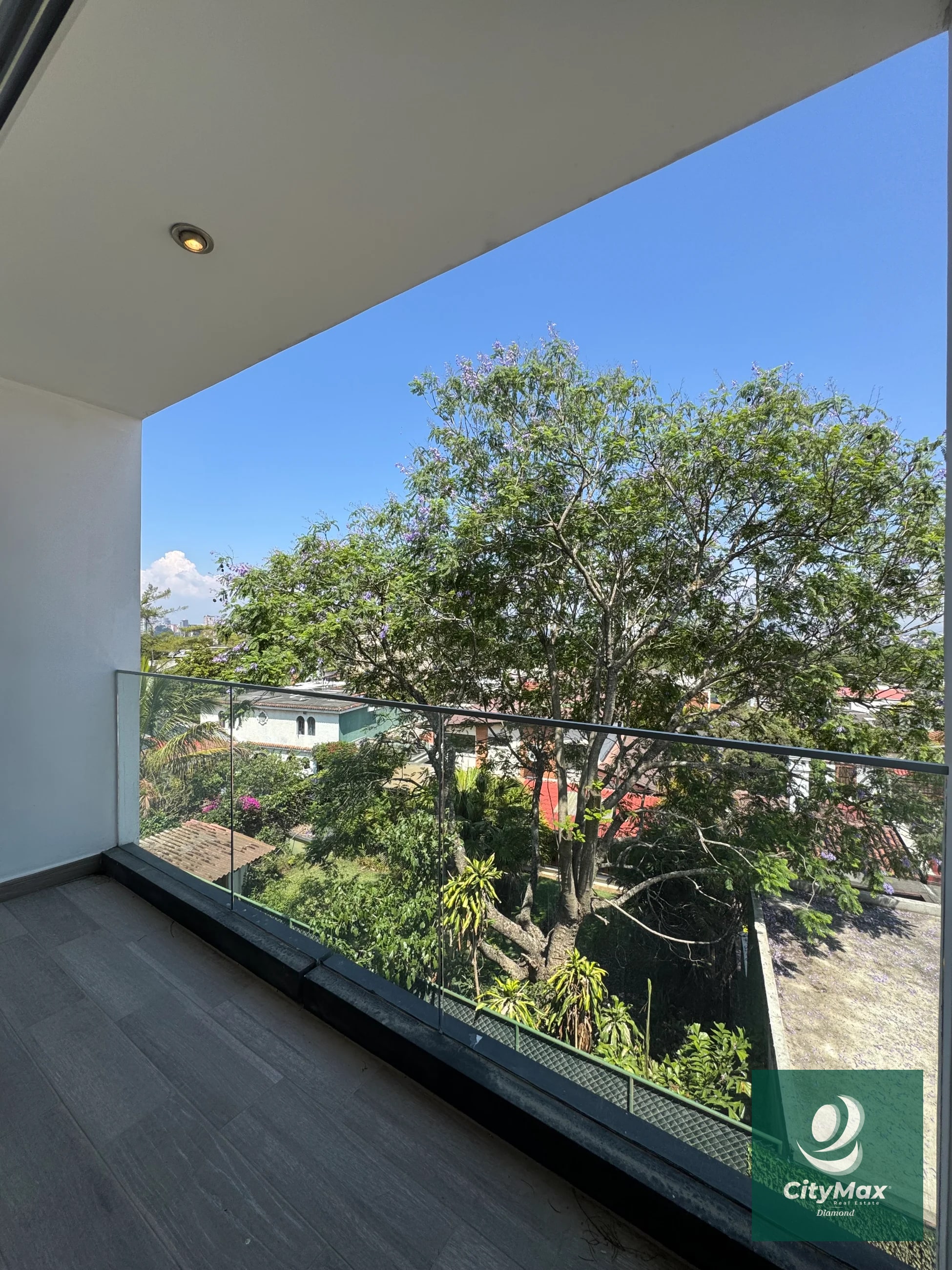 Apartamento en renta zona 15 Vista Hermosa 3 - 17