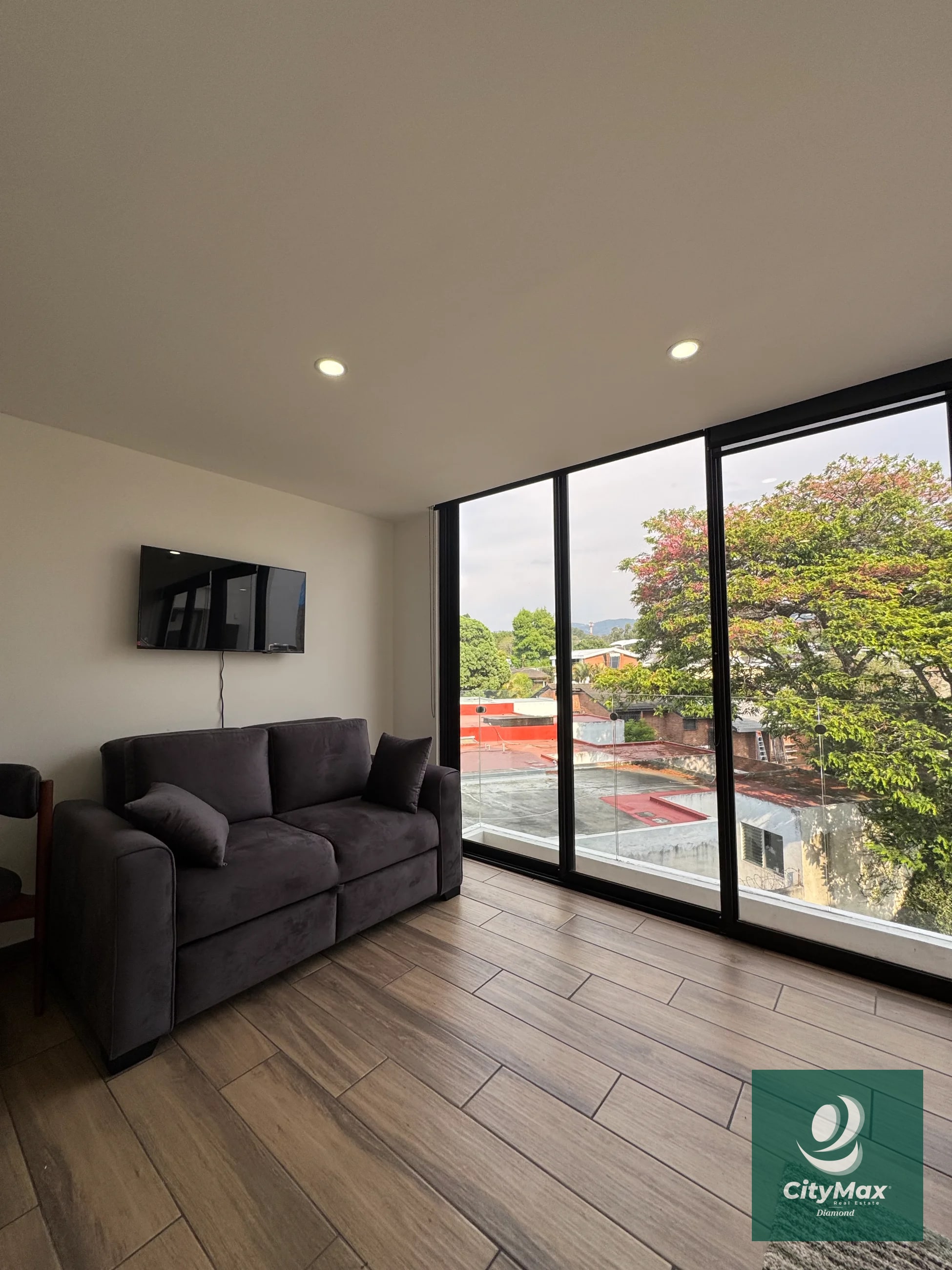 Apartamento tipo Estudio amueblado en renta Zona 15 - 4