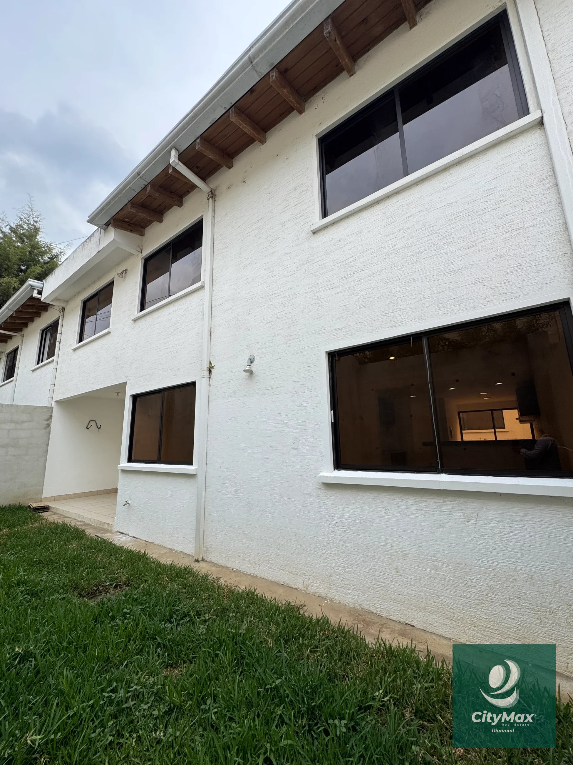 Casa en renta condominio Zona 16 Blvd Acatán — Apartamento en Alquiler en Zona 16, Guatemala, Ciudad — foto 11 de 17