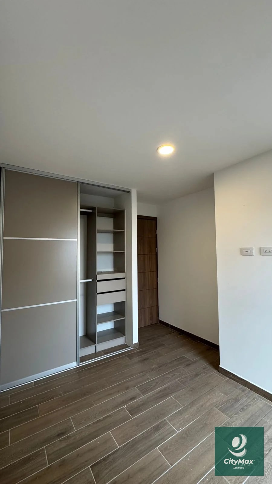 Apartamento en Renta Zona 14 Parque 14 — Apartamento en Alquiler en Zona 14, Guatemala, Ciudad — foto 11 de 17