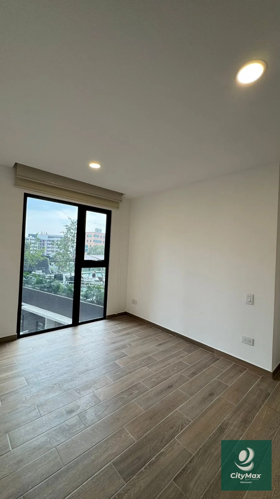 Apartamento en Renta Zona 14 Parque 14 — Apartamento en Alquiler en Zona 14, Guatemala, Ciudad — foto 2 de 17