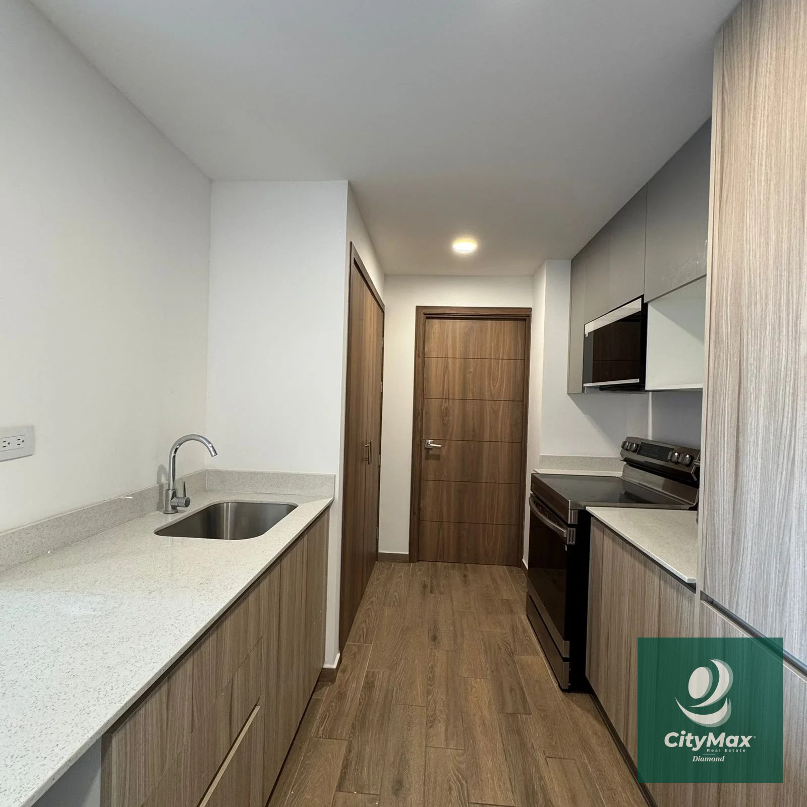 Apartamento en Renta Zona 14 Parque 14 — Apartamento en Alquiler en Zona 14, Guatemala, Ciudad — foto 13 de 17