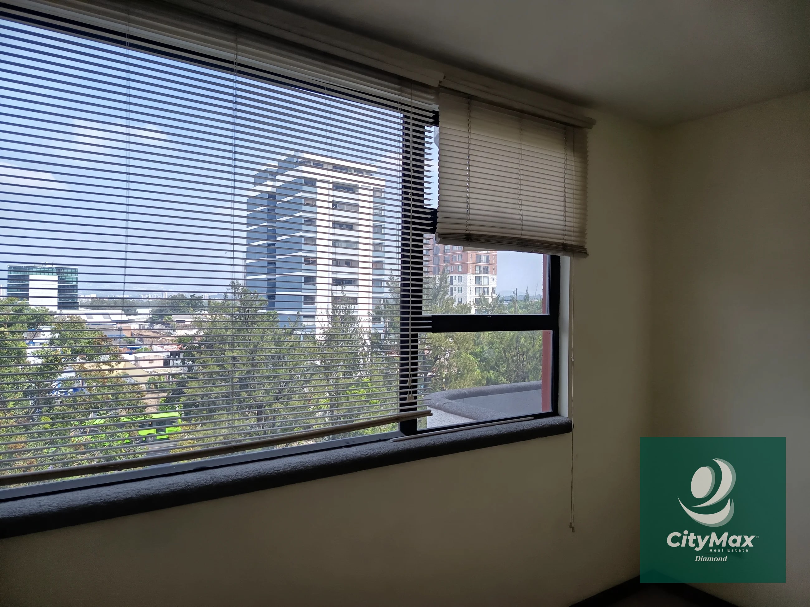 Apartamento en renta en zona 14 sobre Las Americas — Apartamento en Alquiler en Zona 14, Guatemala, Ciudad — foto 16 de 17