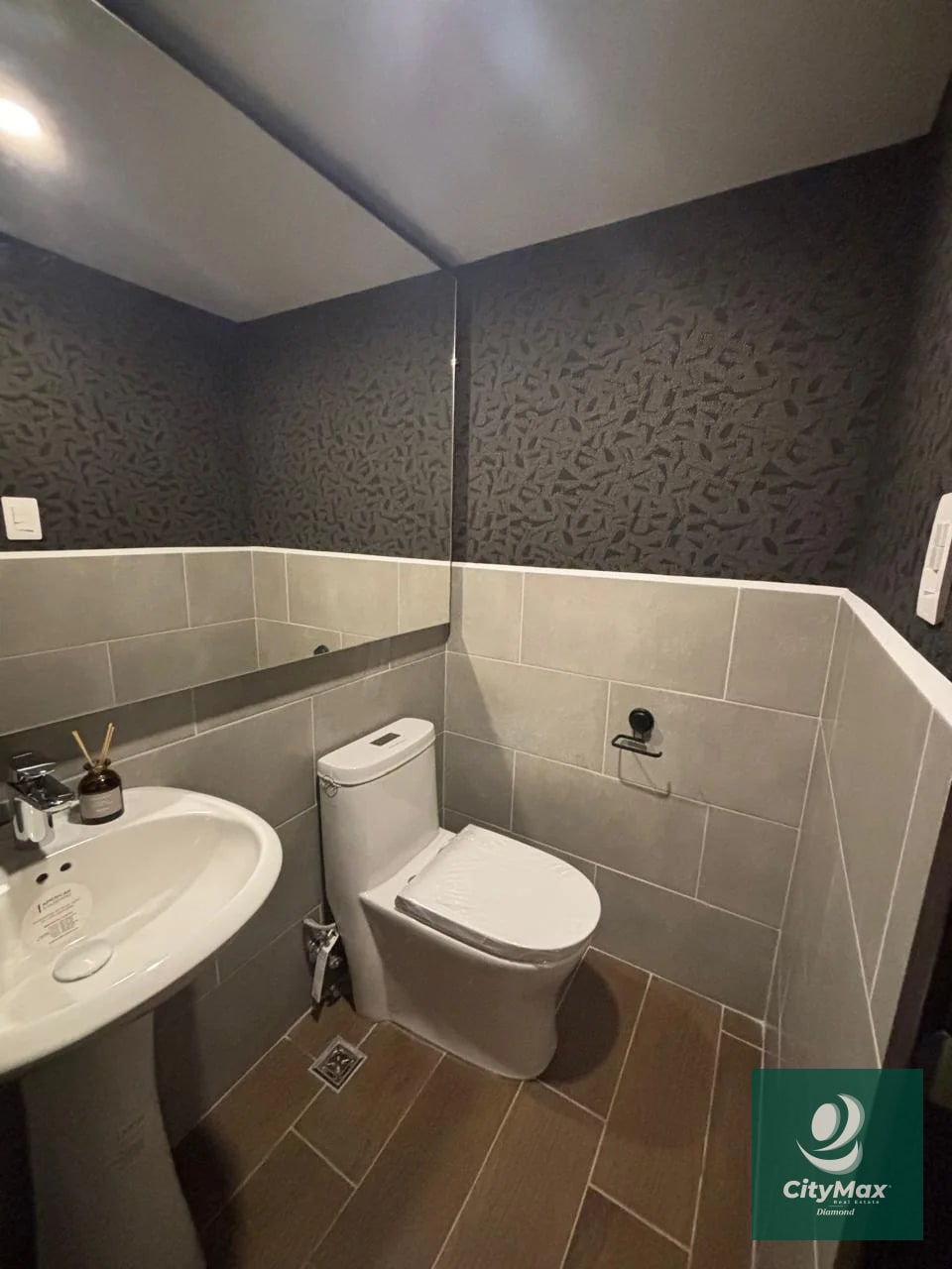 Apartamento en Venta en Zona 10 cercano a Diagonal 6 — Apartamento en Venta en Zona 10, Guatemala, Ciudad — foto 9 de 14