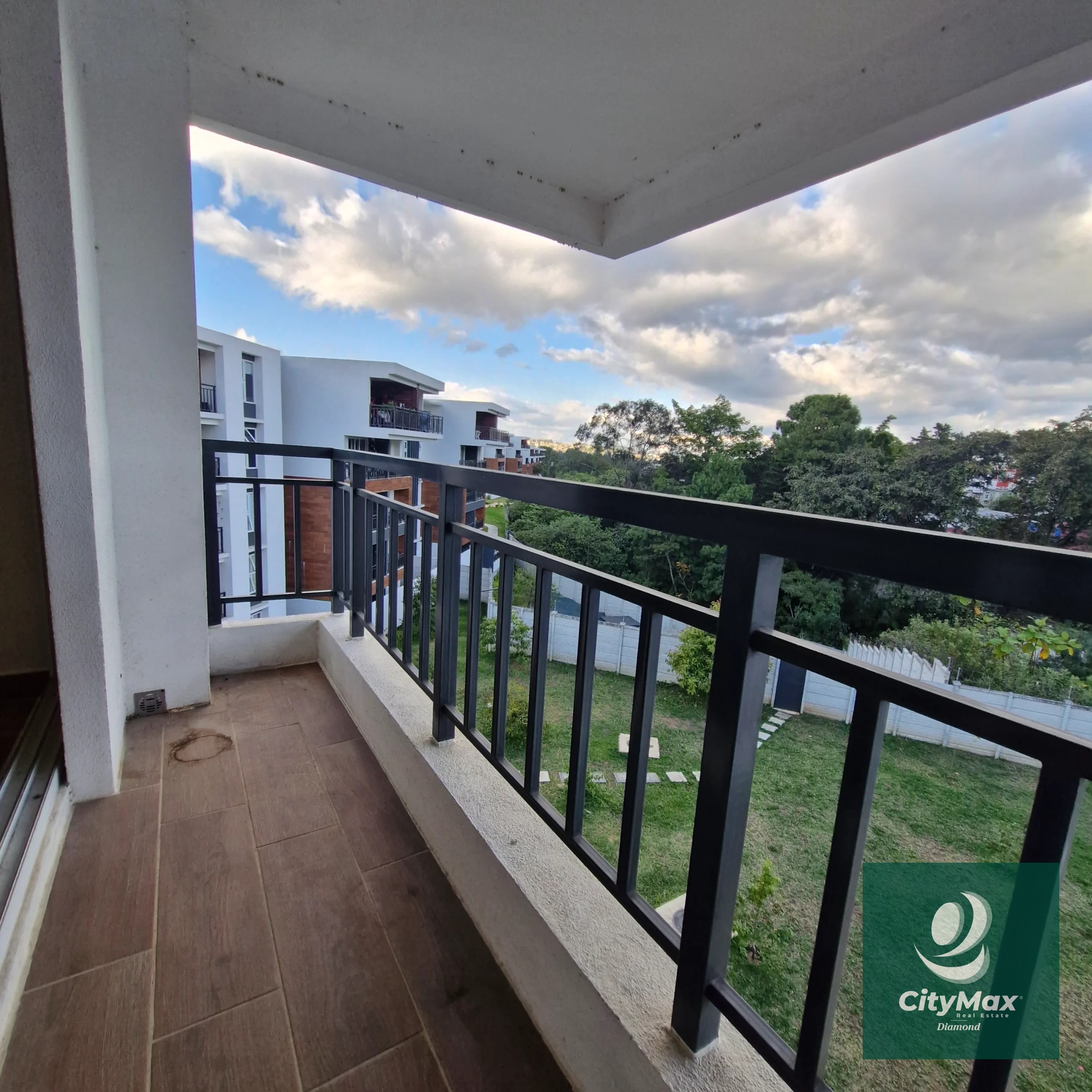Apartamento en Venta en Zona 16 Senderos Guatemala — Apartamento en Venta en Zona 16, Guatemala, Ciudad — foto 4 de 17