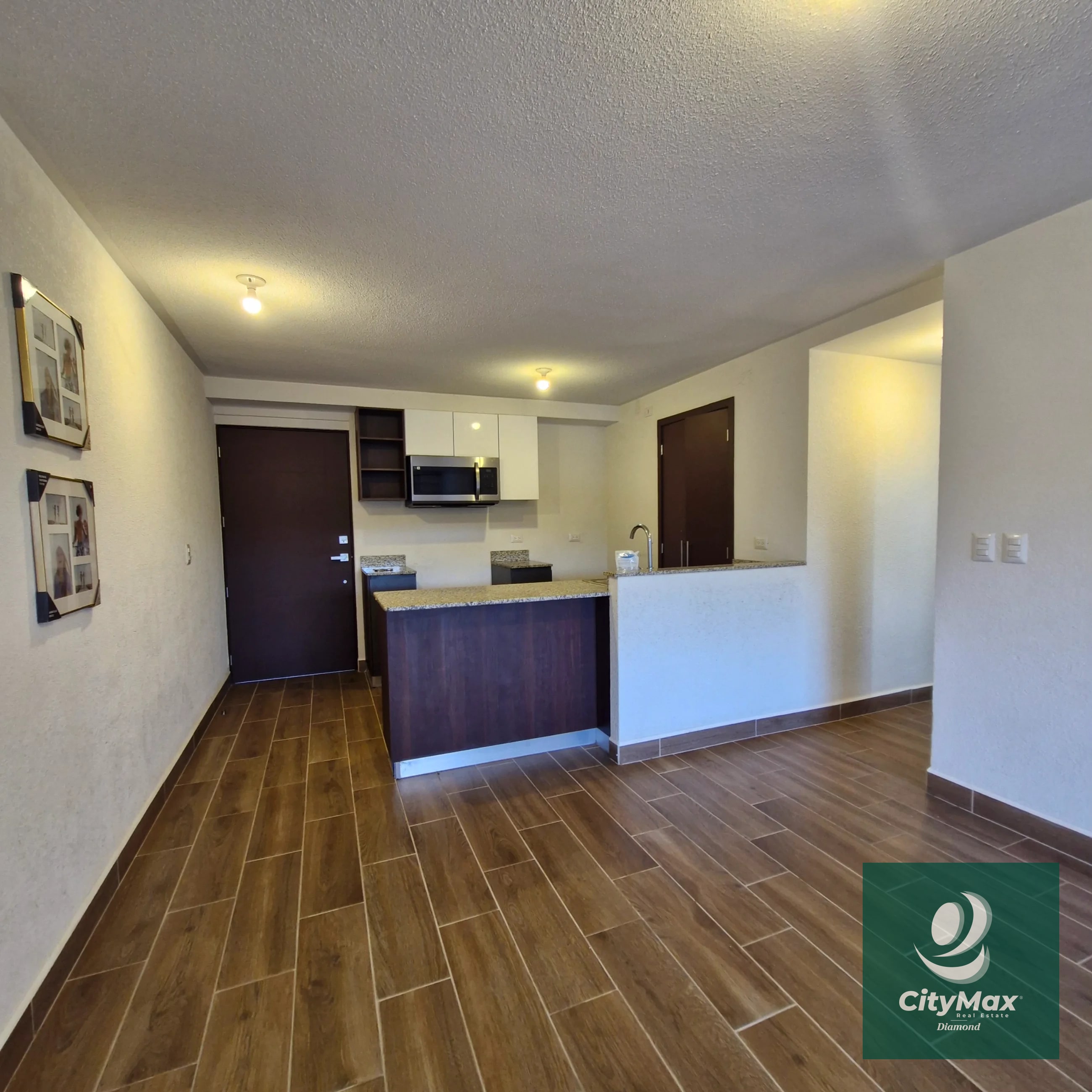 Apartamento en Venta en Zona 16 Senderos Guatemala — Apartamento en Venta en Zona 16, Guatemala, Ciudad — foto 2 de 17