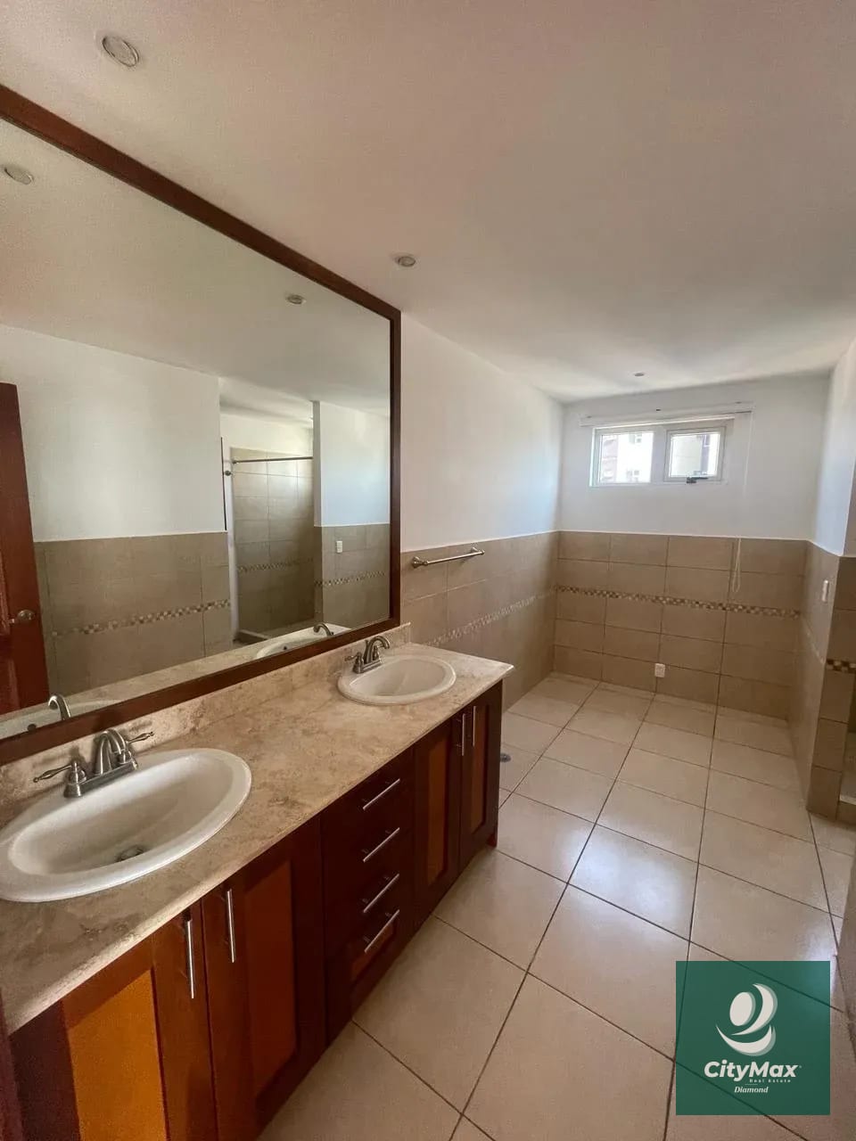 Apartamento AMPLIO en renta en zona 15 — Apartamento en Venta en Botticelli II, Zona 15, Guatemala, Ciudad — foto 7 de 17