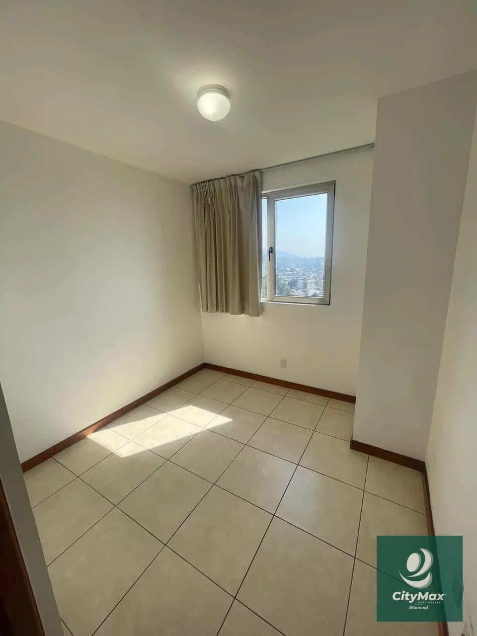 Apartamento AMPLIO en renta en zona 15 — Apartamento en Venta en Botticelli II, Zona 15, Guatemala, Ciudad — foto 8 de 17