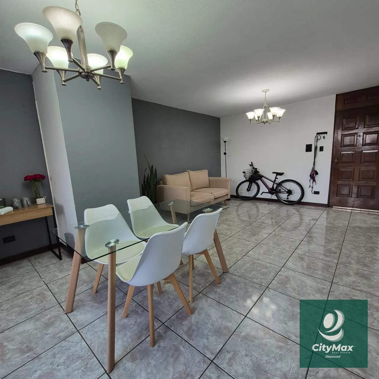 Venta apartamento en zona 15 Edificio de uso mixto — Apartamento en Venta en Super Centro Vista Hermosa, Zona 15, Guatemala, Ciudad — foto 2 de 17