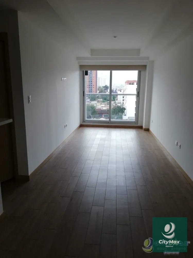 Apartamento de 2 habitaciones en zona 10 — Apartamento en Alquiler en Zona 10, Guatemala, Ciudad — foto 6 de 8