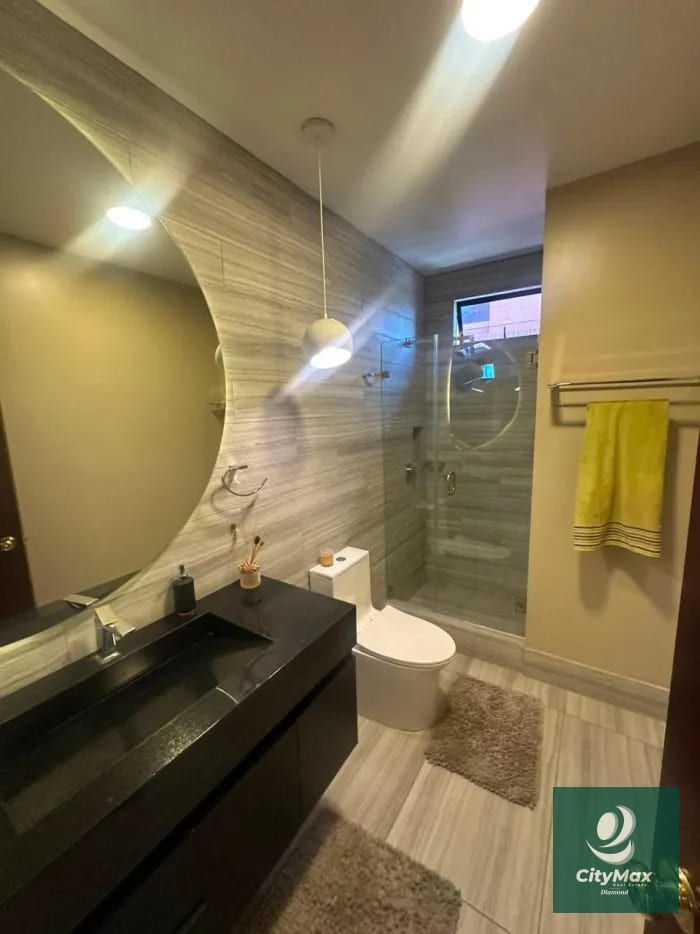 Renta Apartamento amueblado en zona 10 Renta — Apartamento en Alquiler en Zona 10, Guatemala, Ciudad — foto 4 de 12