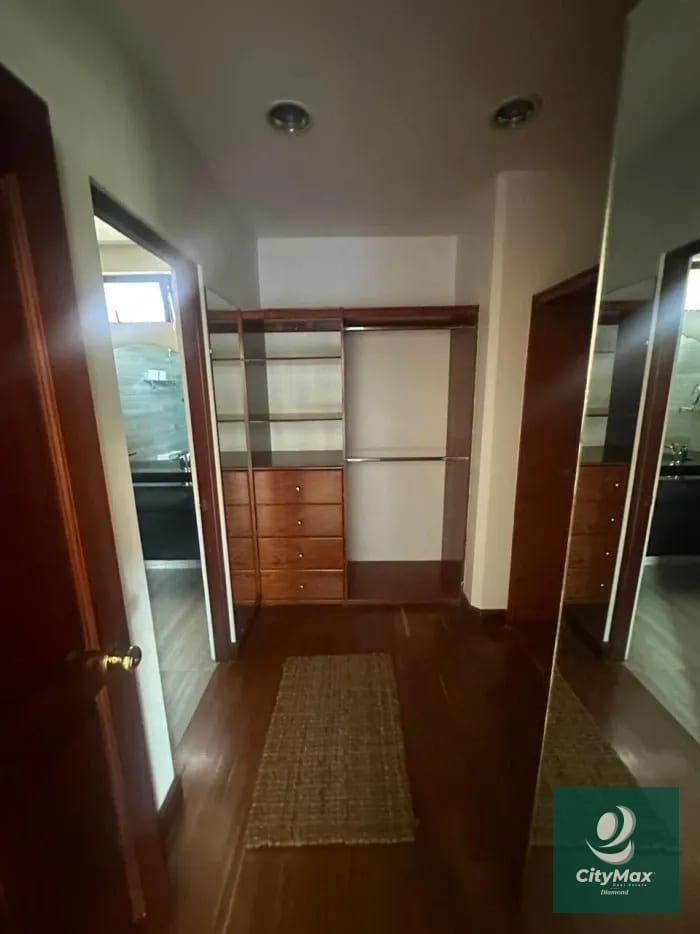 Renta Apartamento amueblado en zona 10 Renta — Apartamento en Alquiler en Zona 10, Guatemala, Ciudad — foto 5 de 12