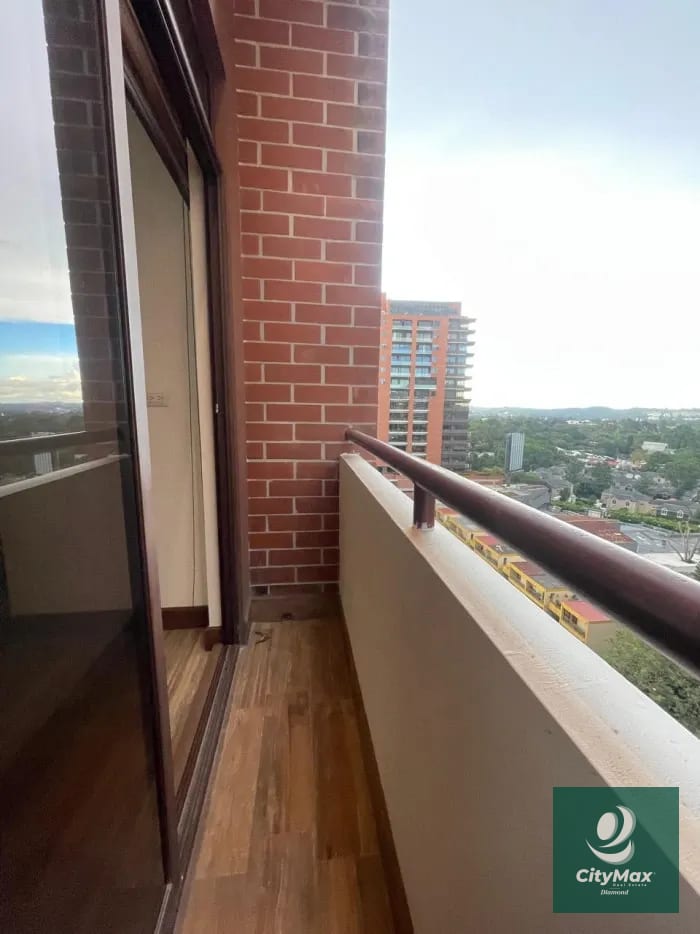 Apartamento En Renta en Salvattore Zona 10 Renta — Apartamento en Alquiler en Zona 10, Guatemala, Ciudad — foto 3 de 17