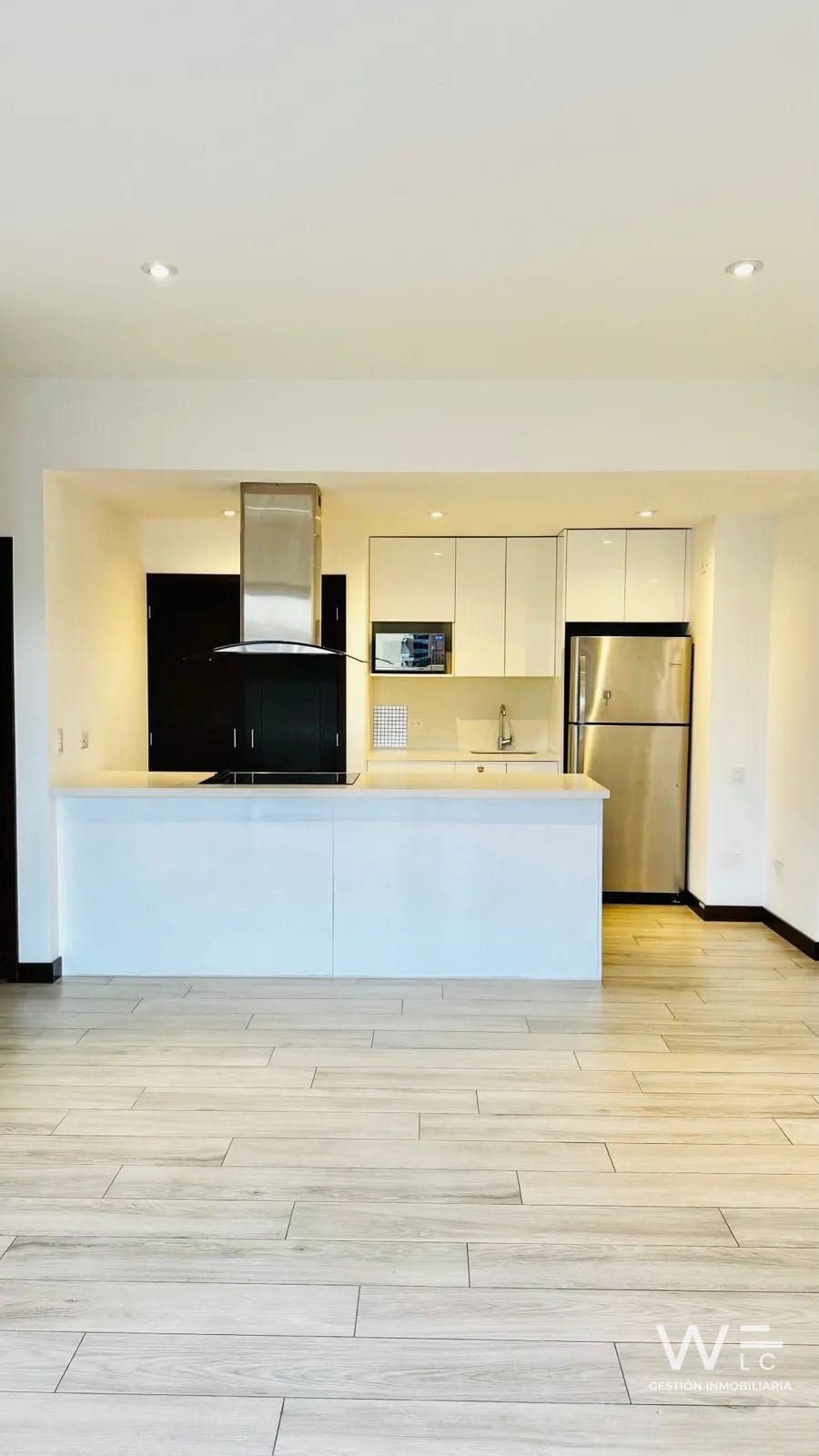 VENDO O RENTO APARTAMENTO ZONA 14 NOVUS — Apartamento en Venta en Novus, Zona 14, Guatemala, Ciudad — foto 1 de 17